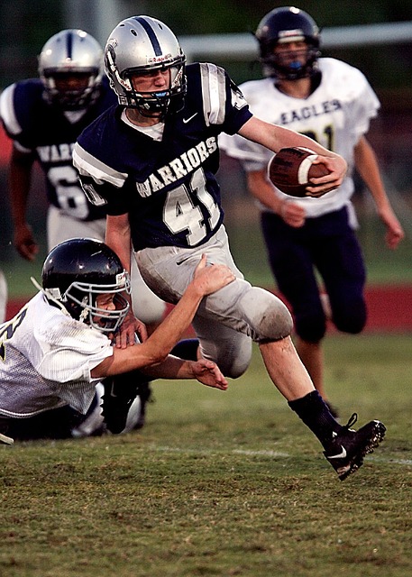 通过协商而 通过协商而