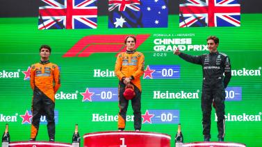 他们需要坚 他们需要坚